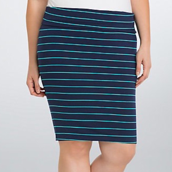 torrid Dresses & Skirts - Torrid Foldover Knit Midi Skirt NWOT 2